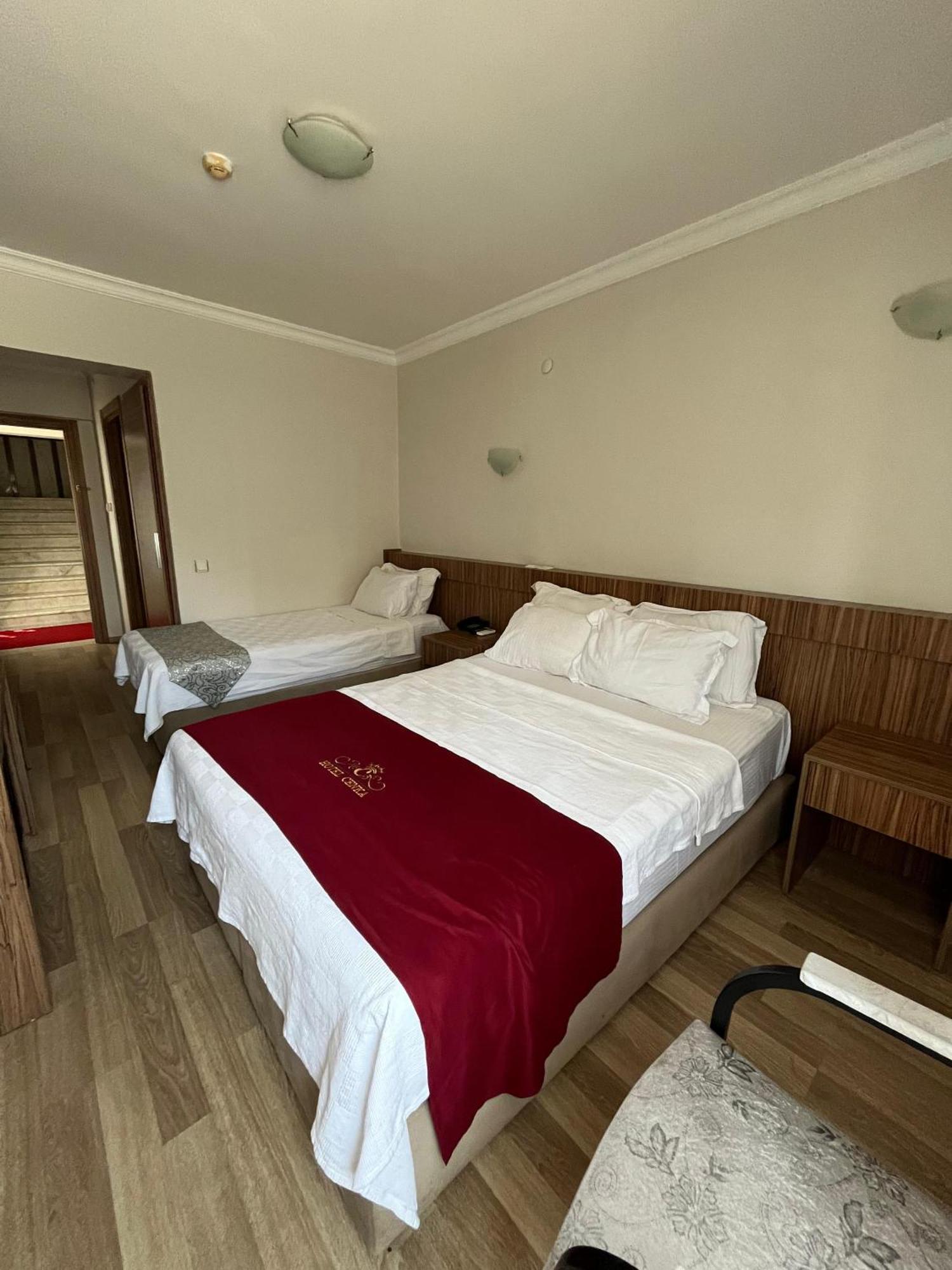 Cenka Oda ve Kahvaltı